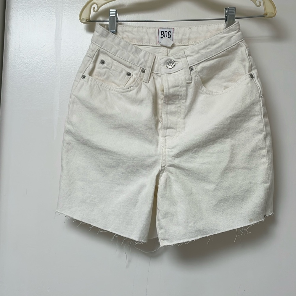 ❤️5/$15 UO denim shorts